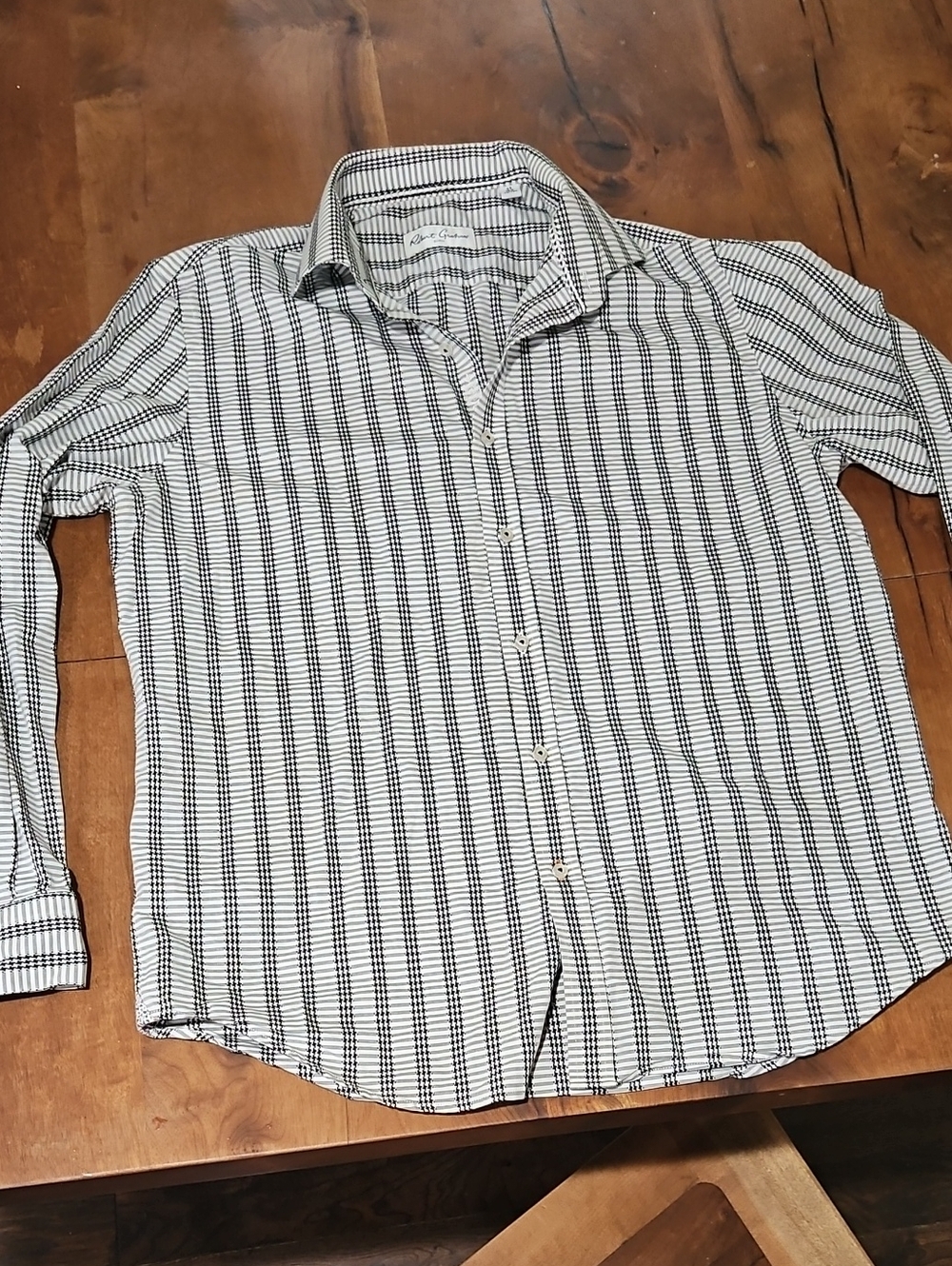 Robert Graham White & Black Checked Button-Up Dress Shirt Sz 42 16.5 neck. Nwot